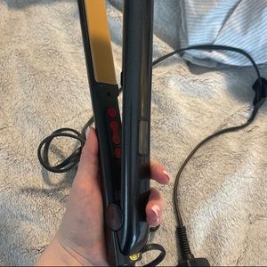 Brand new chi hair straightener